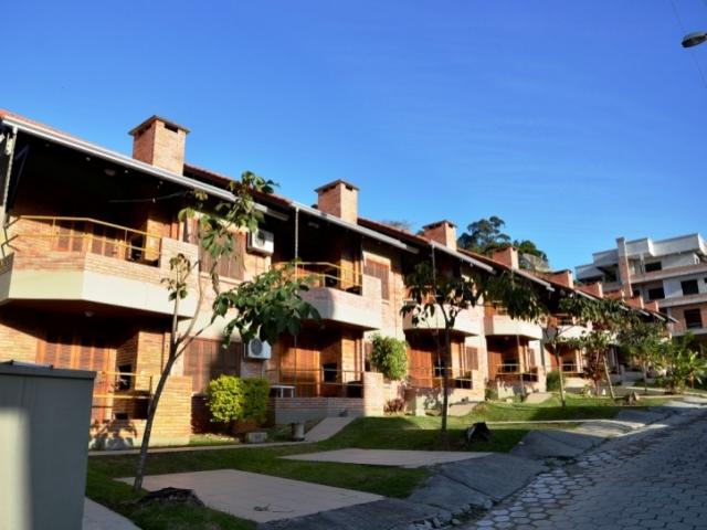 #C003 - Apartamento para Temporada em Bombinhas - SC - 1