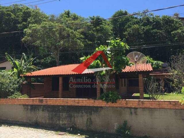 #C108 - Casa para Temporada em Bombinhas - SC - 1